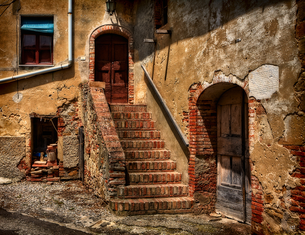 Il Borgo Fantasma di Toiano