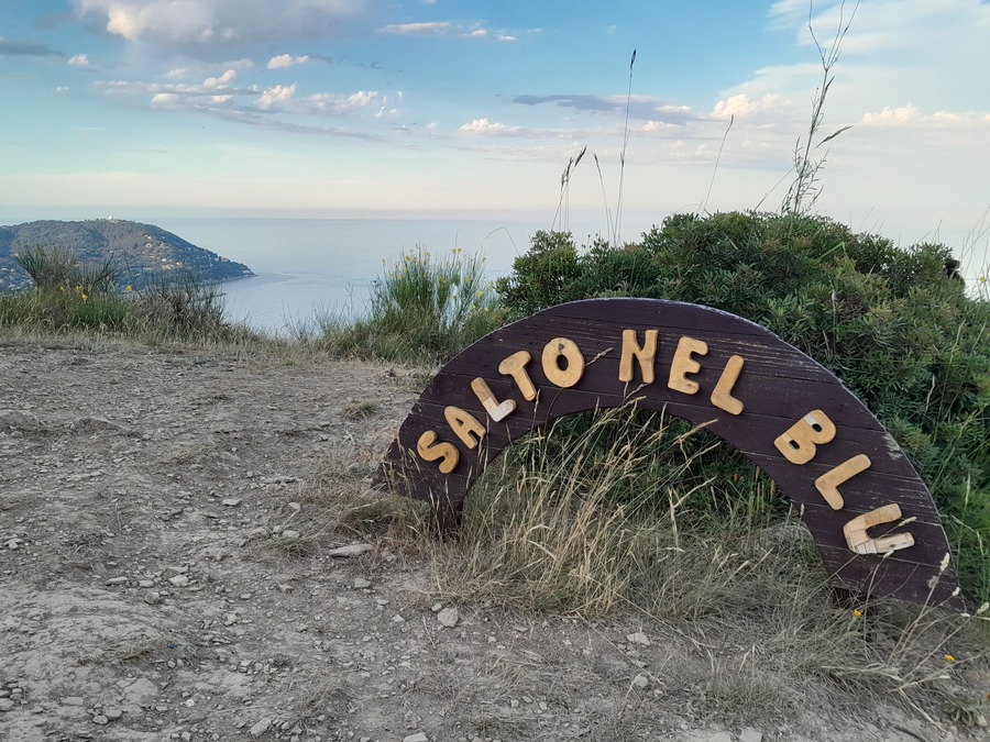 Punto panoramico salto nel blu