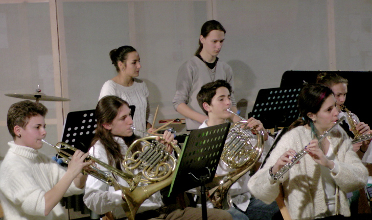 L'orchestra durante un'anteprima