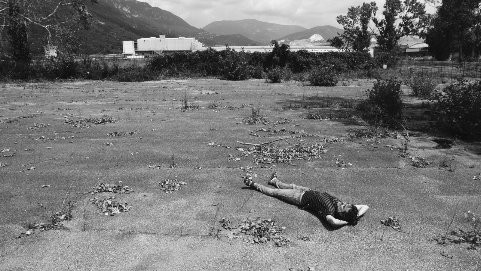 Videoclip Below Sea Level 2