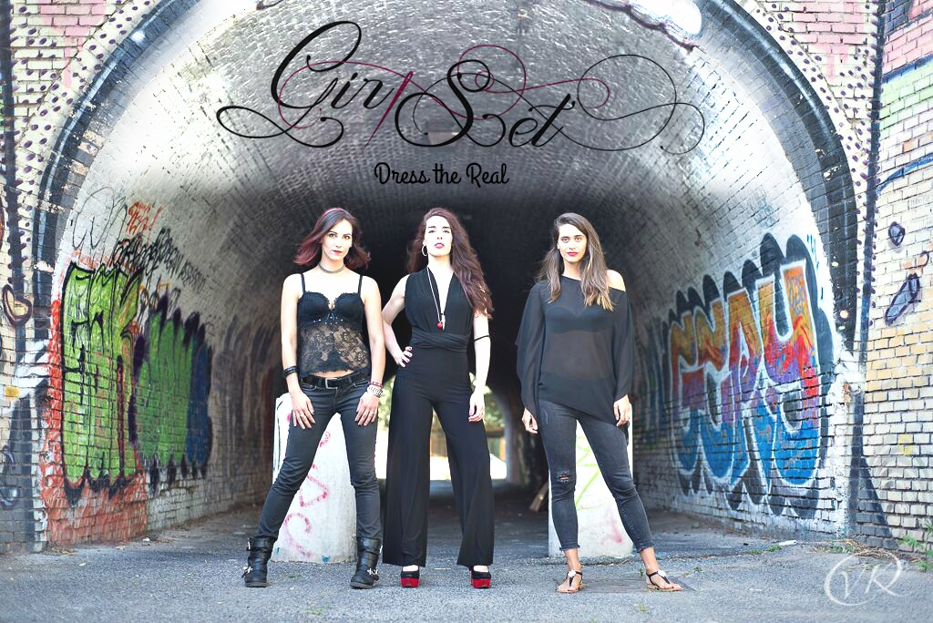 GirlSet - Dress The Real