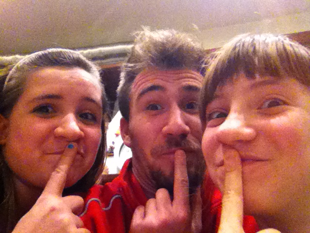 Aiutami nella formazione per aiutare mio padre e stare con le mie sorelle Help me in my training to help my father and spend more time with my sisters