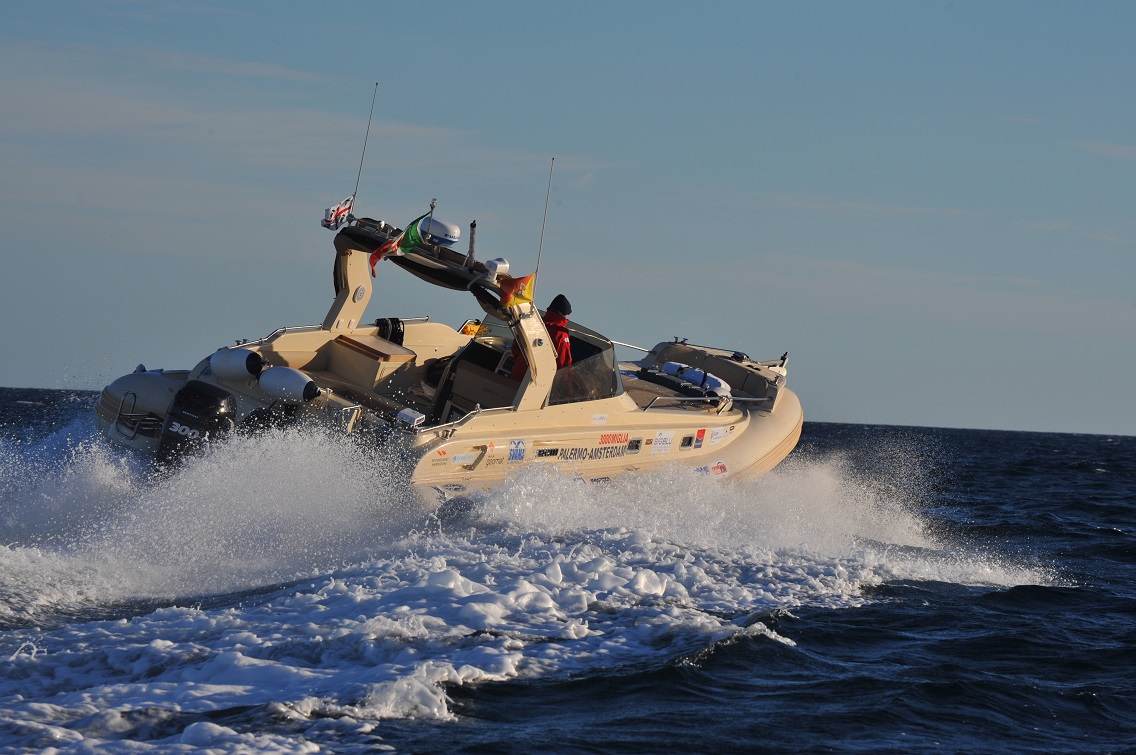 Ocean RIB Experience Transoceanica in gommone