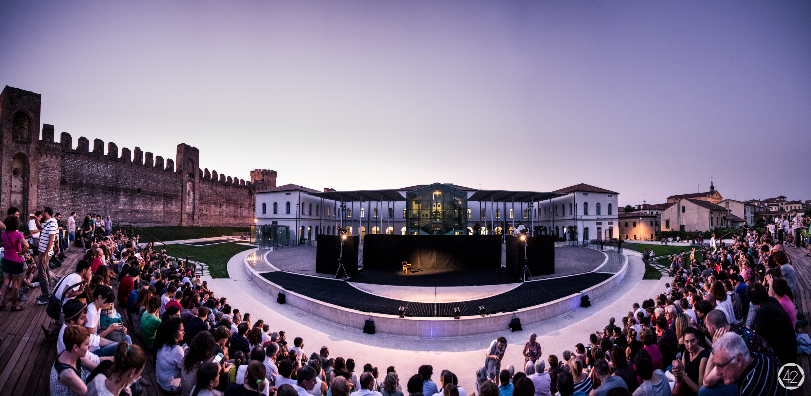 Sostieni ANTICHE MURA TEATRO FESTIVAL 2017!