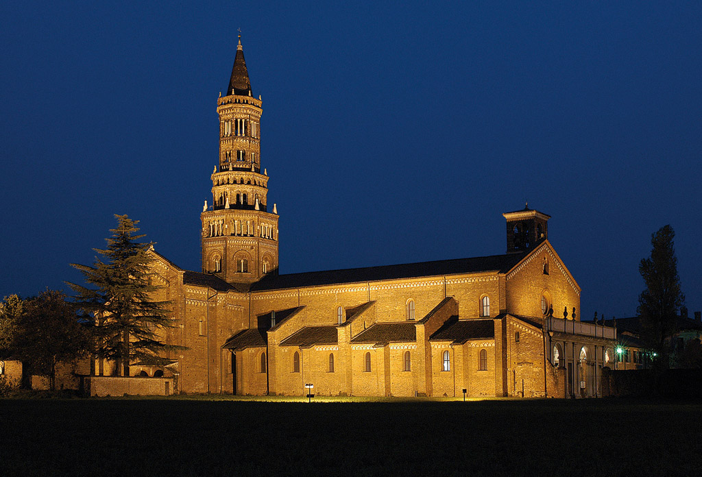 A Chiaravalle in bicicletta, un mezzo per conoscere arte, cultura, storia e paesaggio