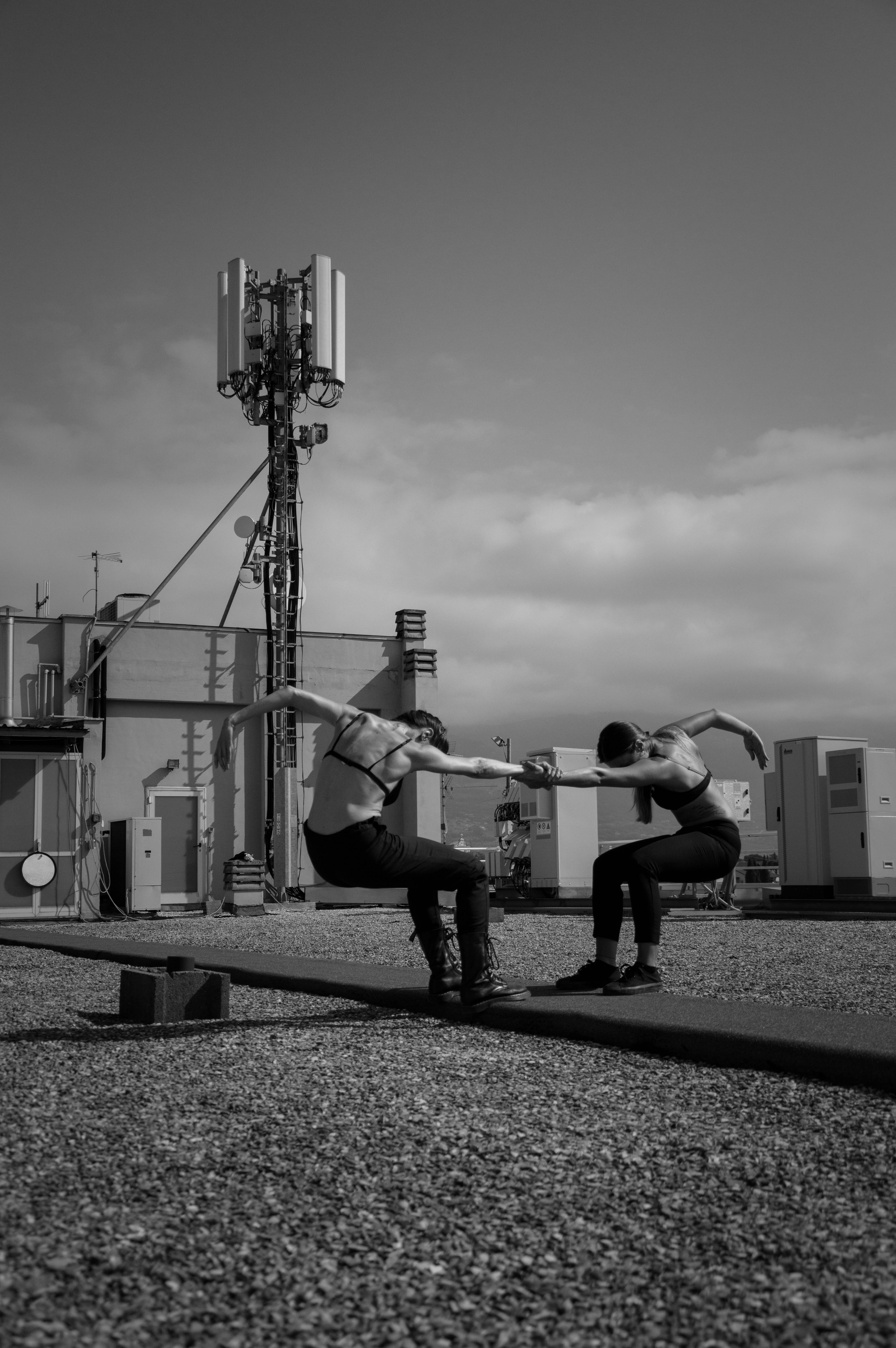 Like Sparks   -      Si Chef!   
Progetti danza - Dance projects   