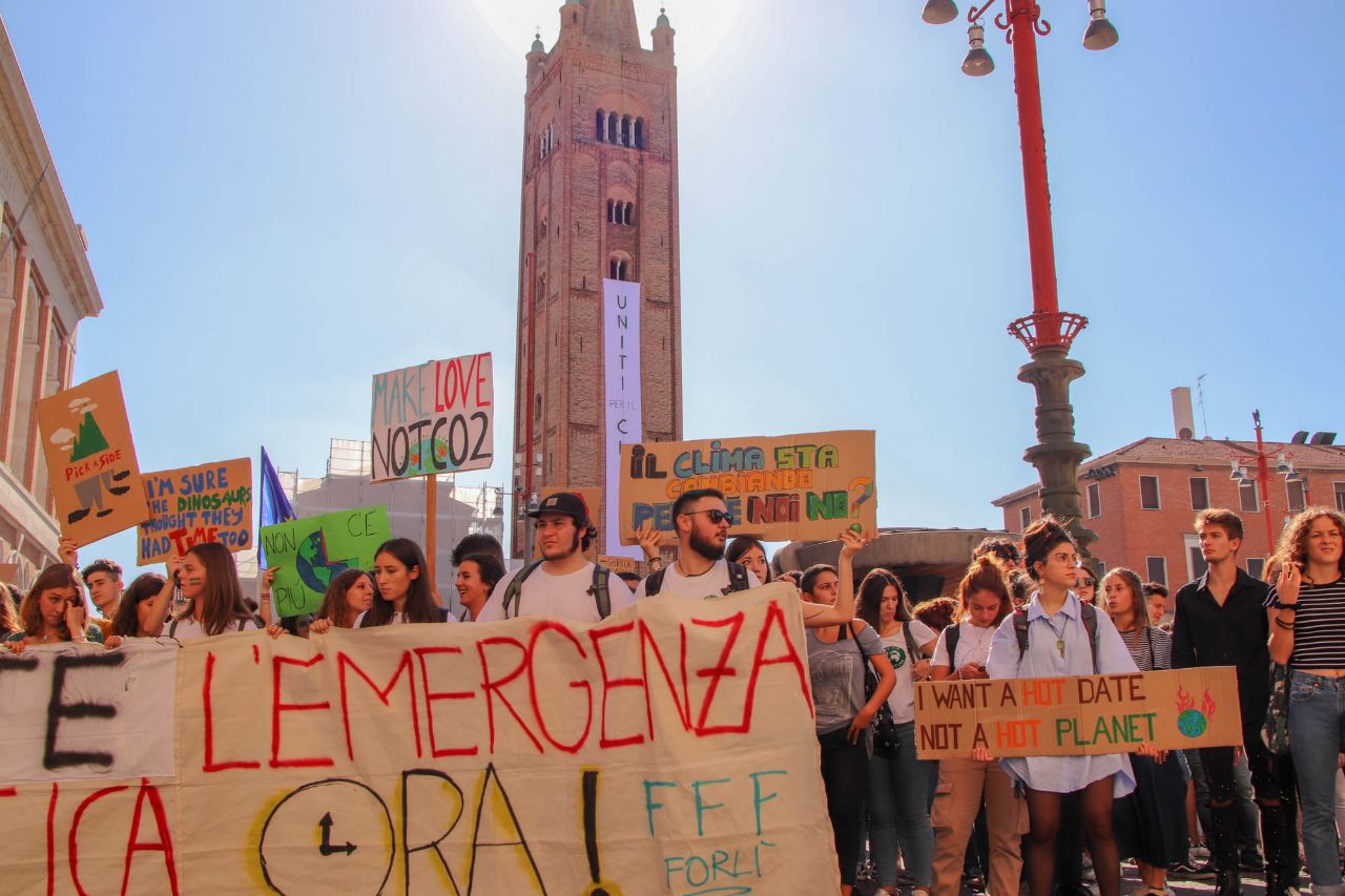 Sostieni Fridays For Future Forlì!