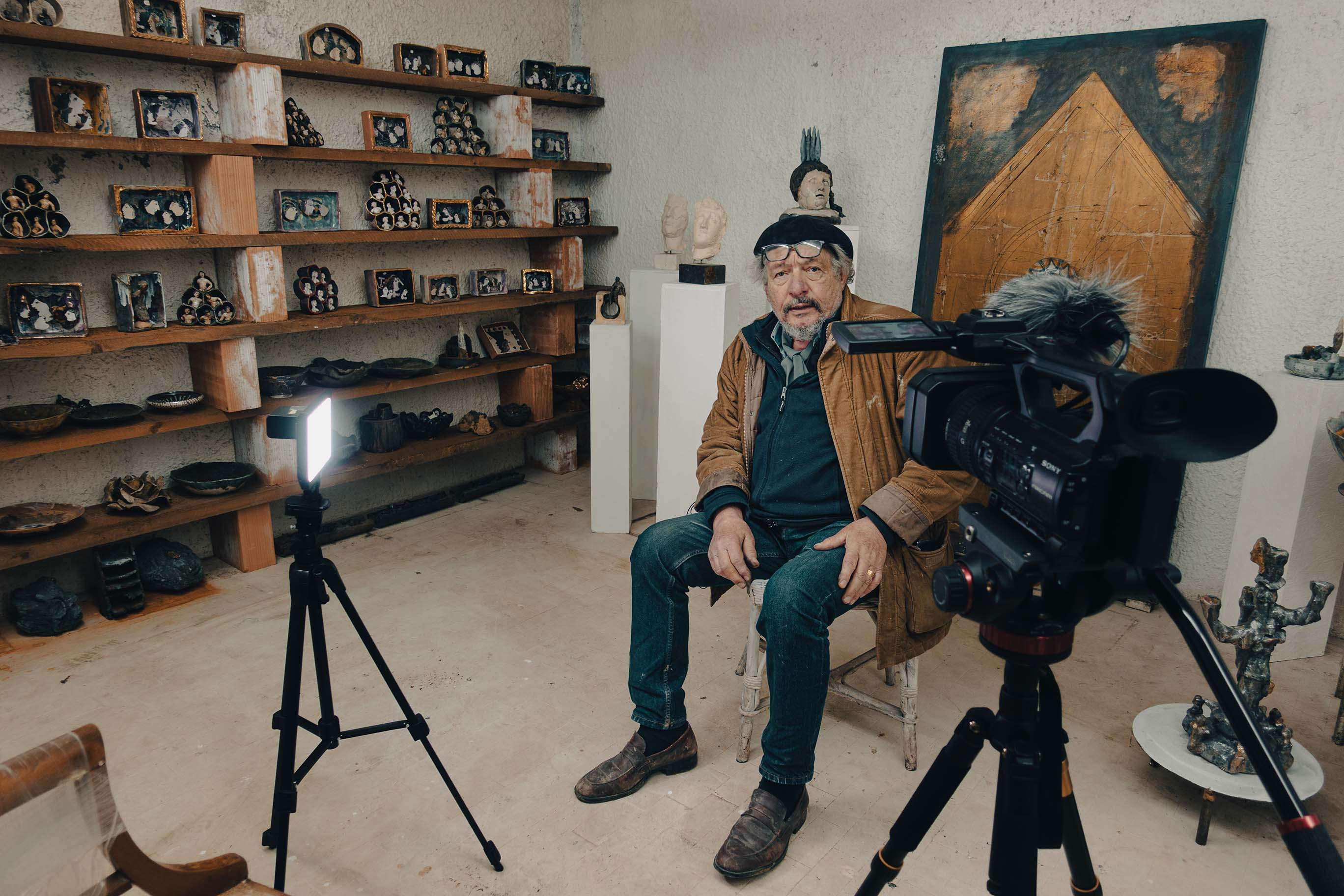L'allievo e il maestro, in un unico uomo.
Intervista inedita al Maestro di ceramica Giò Urbinati