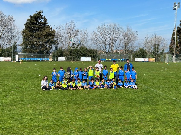 ACQUISTO PULMINO PER SCUOLA CALCIO