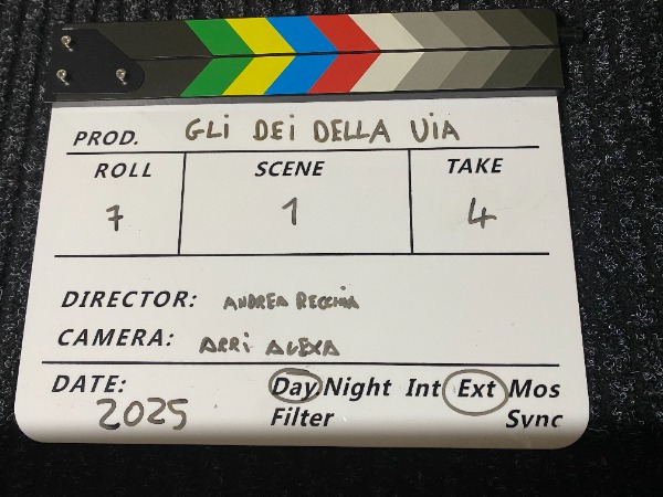 GLI DEI DELLA VIA Cortometraggio