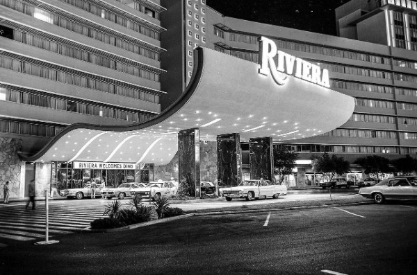 Sostieni il cortometraggio Hotel Riviera