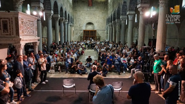 Sostieni la cultura: dona per Un Borgo di Libri 2025