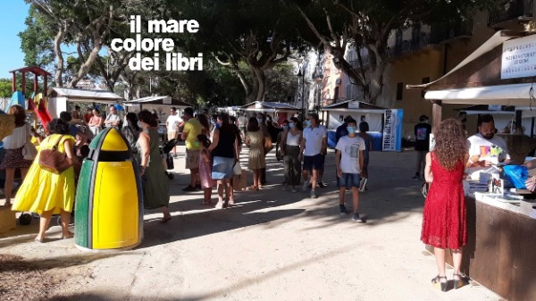 Il Mare colore dei Libri: salviamo il festival