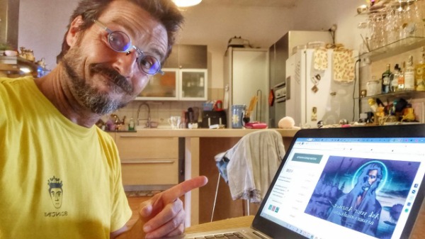 "Io sono l'Astrologia!!" ARK: la prima AI addestrata per mindfulness, spiritualità e scienze occulte, in italiano, nel tuo smartphone