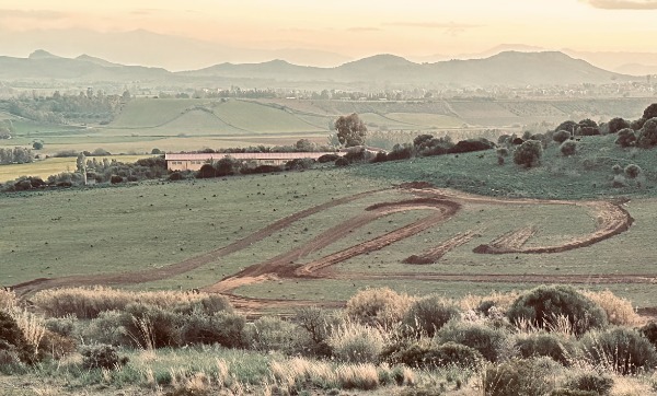 - "Dai gas alla solidarietà: aiutaci a realizzare un nuovo Impianto di Motocross nel Sud Sardegna"