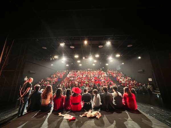 Il teatro come bene comune Il teatro come bene comune