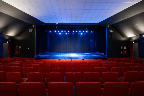 Sostieni la Cultura: Dona al Teatro della Quattordicesima