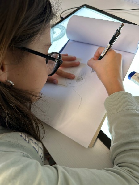 Disegnare il futuro. Un talento da accompagnare, un sogno da sostenere. Disegnare il futuro. Un talento da accompagnare, un sogno da sostenere.
