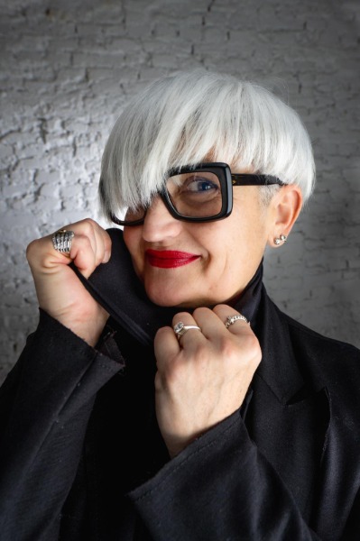 L’Altra Me - Ritratti di Donne, Riflessi di Vita e Rinascita