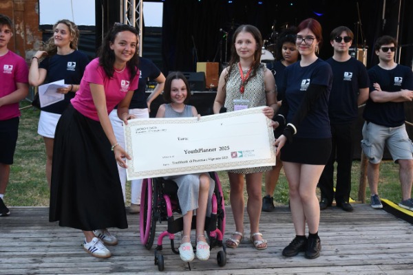 Senza troppi giri di sedia