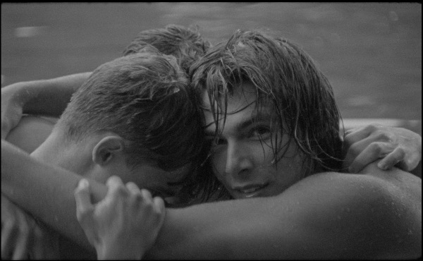 Sostieni la produzione di Romance - un cortometraggio di Andrea Negroni