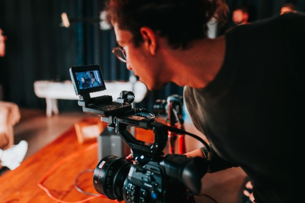 CINEMA IS NOT DEAD!: strutturiamo insieme il nuovo hub del cinema per under 35 CINEMA IS NOT DEAD!: strutturiamo insieme il nuovo hub del cinema per under 35