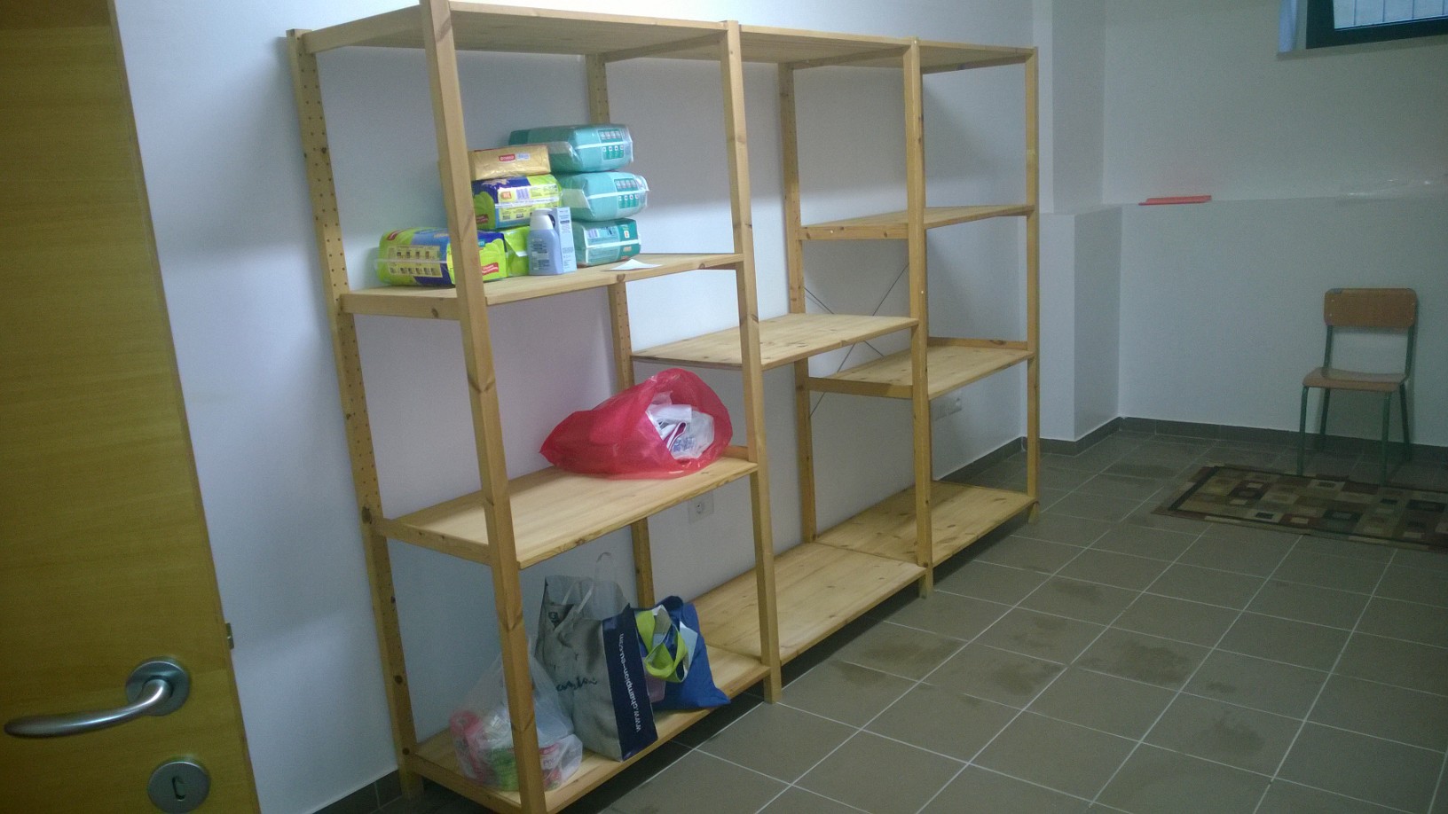 caritas - riempiamo i magazzini