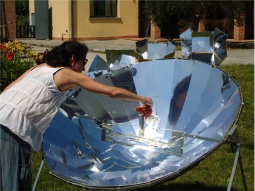 Pannelli fotovoltaici sui tetti della cascina Fanzago