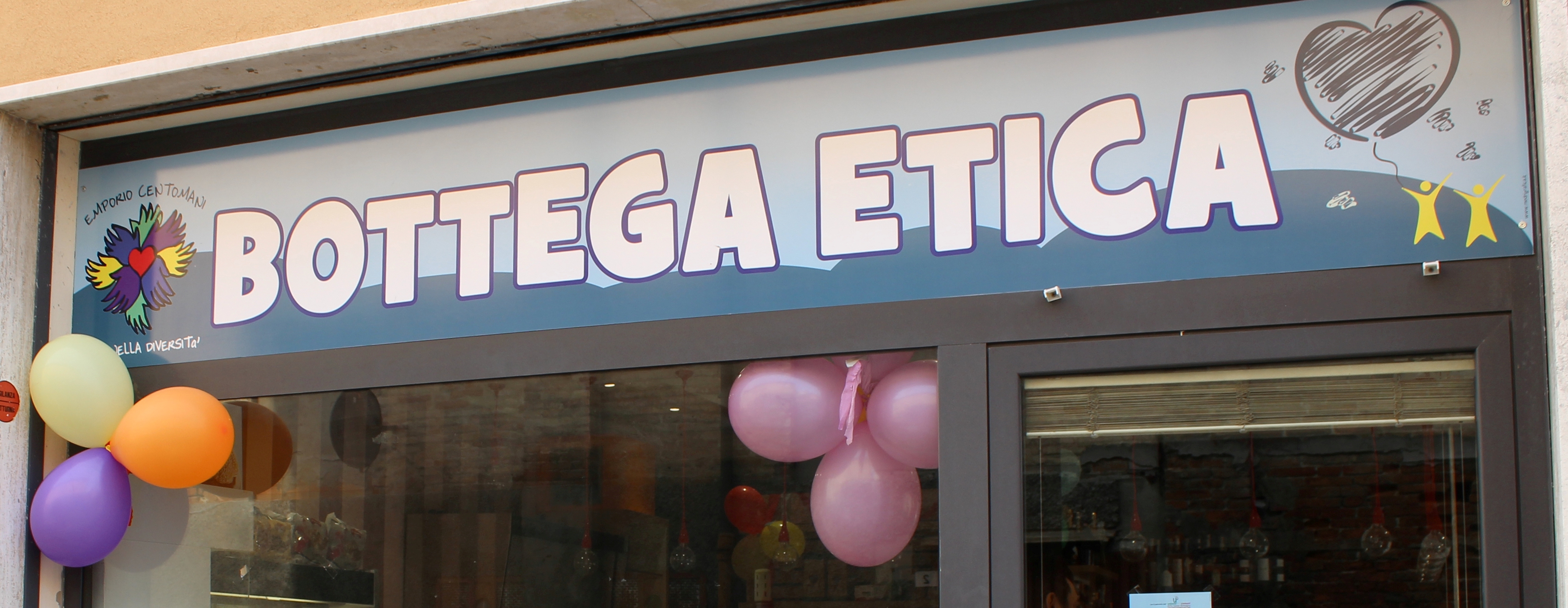 Emporio Centomani: una bottega di solidarietà Emporio Centomani: una bottega di solidarietà